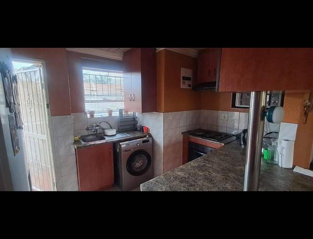 2 BEDROOM APARTMENT FOR SALE IN IMPALA PARK